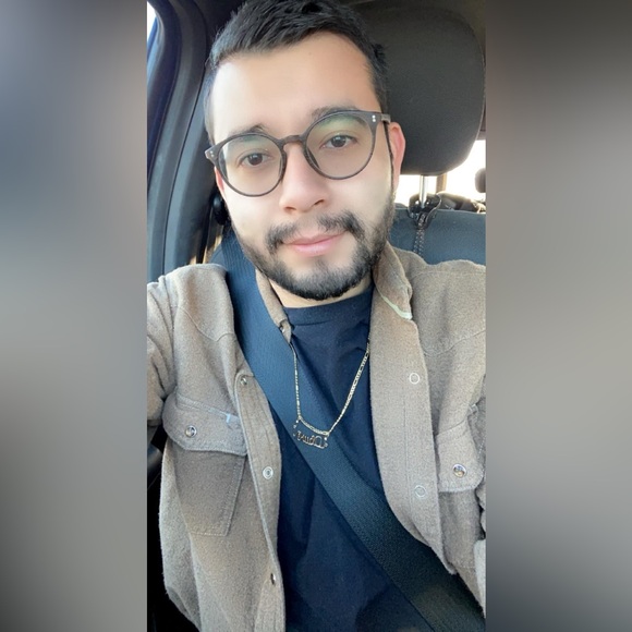 Meet your Posher, Jose - Picture 1 of 3